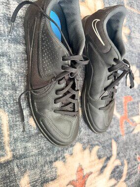 Nike Tiempo Legend 9 Soccer / Futsal Shoes – Men's Size 7